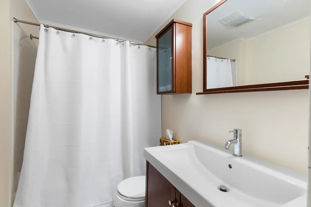 1 bed, 1 bath apartment for rent at 86 Marlborough St Unit 8, Back Bay — photo 10 of 13