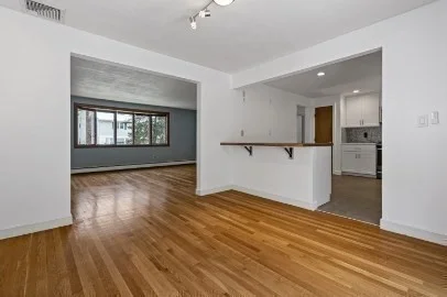 4 bed, 2 bath apartment for rent at 86 Milton St Unit 1, West End — photo 5 of 12