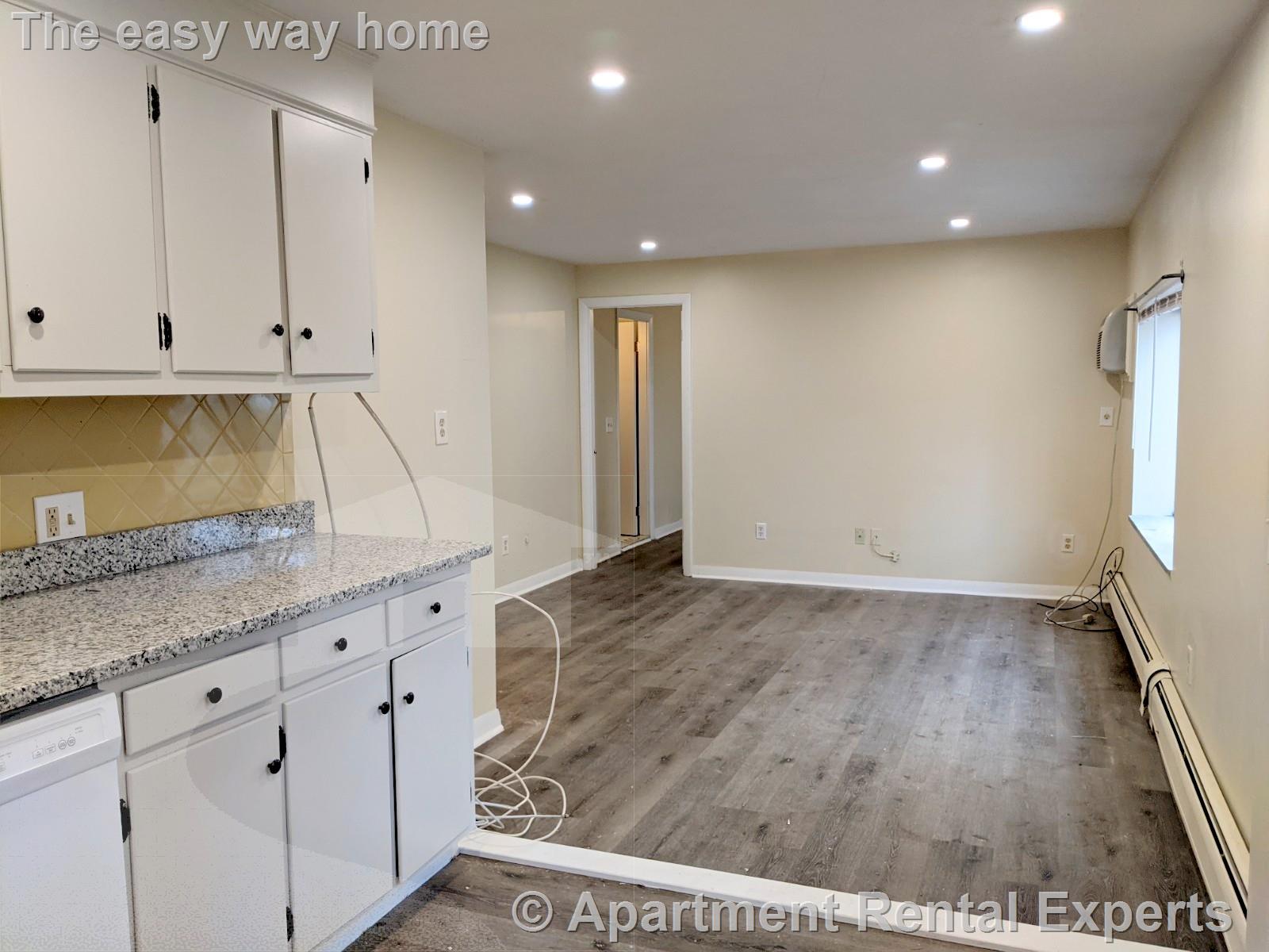 2 bed, 2 bath apartment for rent at 86 Newbury St Unit 1, Teele Square — photo 3 of 23