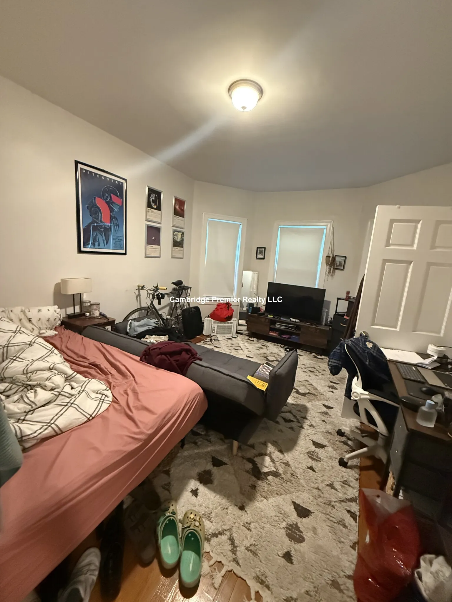3 bed, 2 bath apartment for rent at 86 Norfolk St Unit 2, The Port — photo 9 of 32