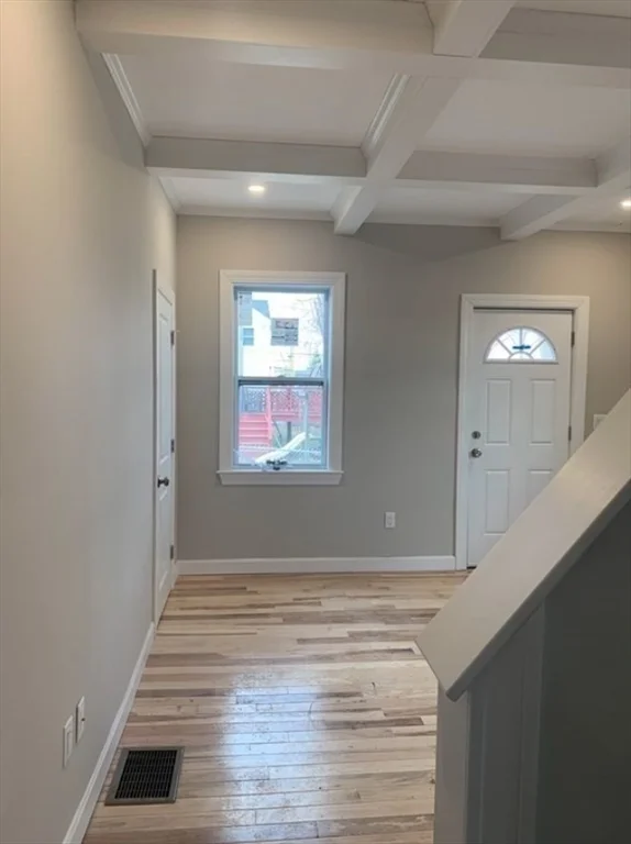 3 bed, 1 bath apartment for rent at 86 Oak St Unit A, Waltham — photo 7 of 17