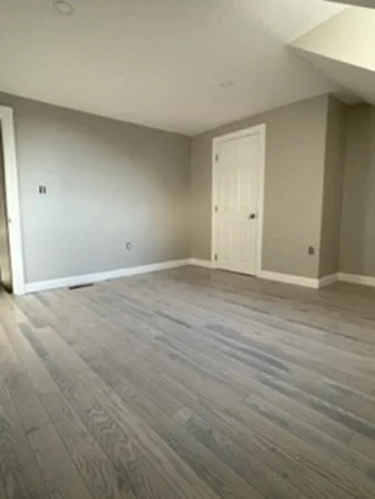 3 bed, 2 bath apartment for rent at 86 Oak St Unit B, Waltham — photo 5 of 15