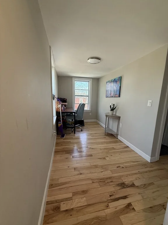 3 bed, 1 bath apartment for rent at 86 Oak St Unit C, Waltham — photo 19 of 28