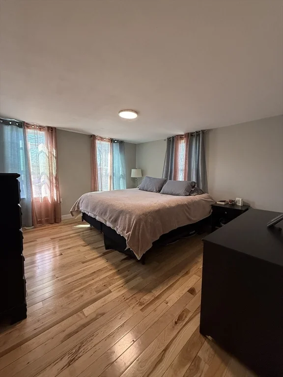 3 bed, 1 bath apartment for rent at 86 Oak St Unit C, Waltham — photo 11 of 28