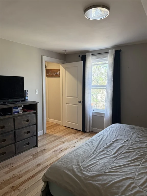 3 bed, 1 bath apartment for rent at 86 Oak St Unit C, Waltham — photo 18 of 28