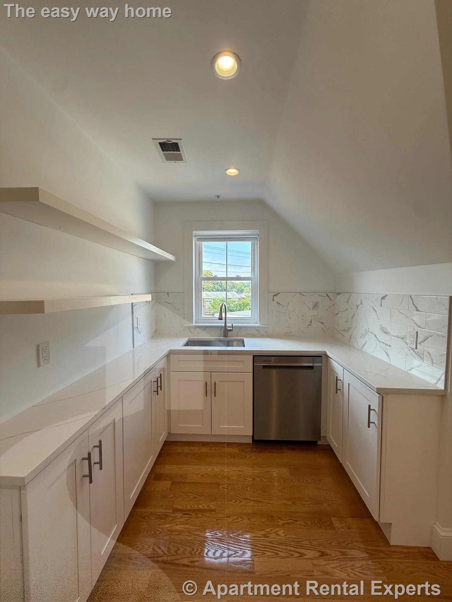 2 bed, 1 bath apartment for rent at 86 Orchard St Unit 3, Tufts — photo 4 of 15