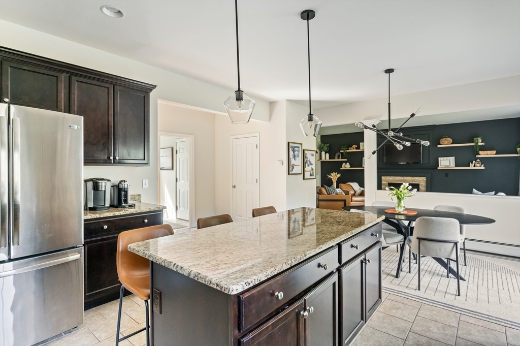 4 bed, 3 bath apartment for rent at 86 Pioneer Trail, Plymouth — photo 9 of 42
