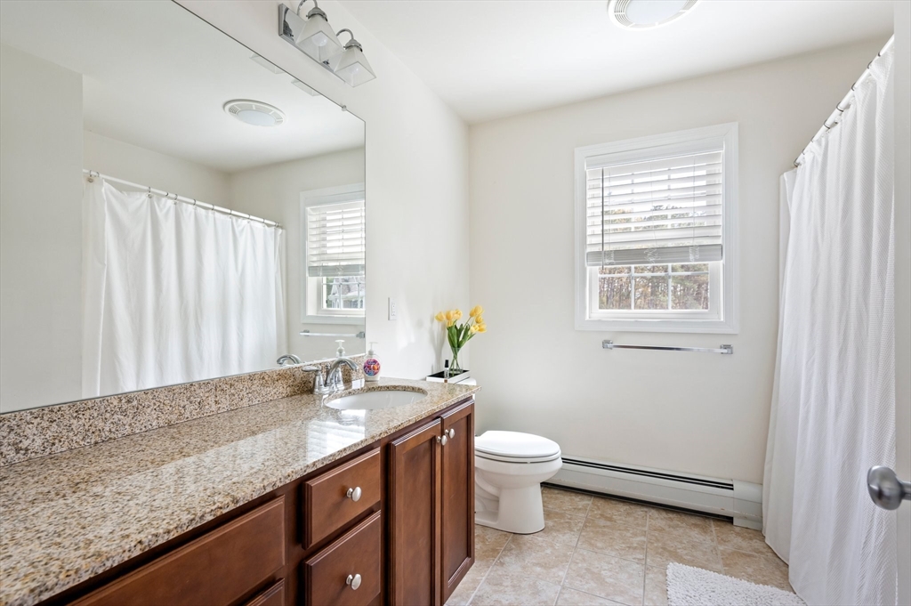 4 bed, 3 bath apartment for rent at 86 Pioneer Trail, Plymouth — photo 28 of 42