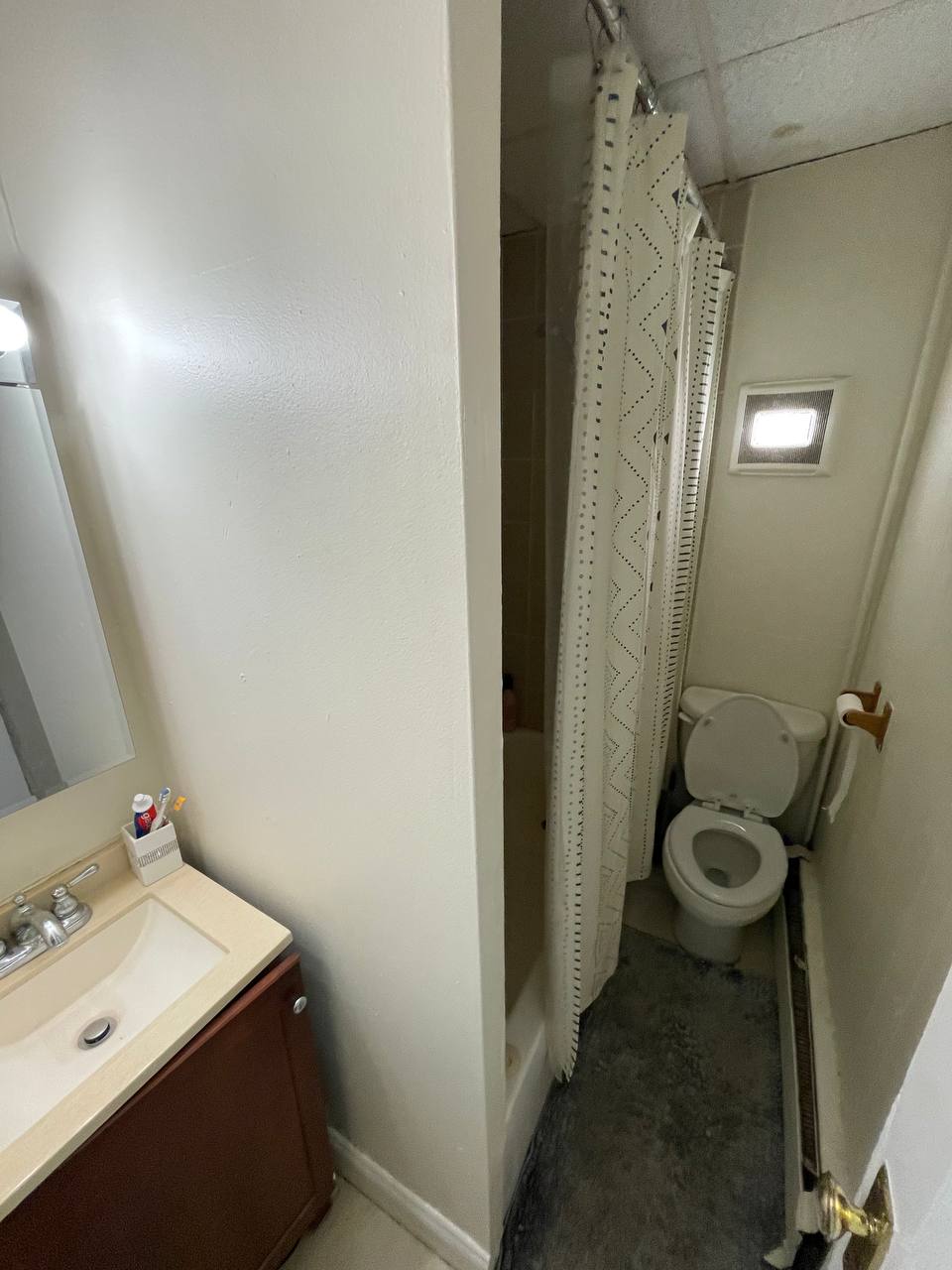 2 bed, 1 bath apartment for rent at 86 Prentiss St Unit 1, Watertown — photo 6 of 9