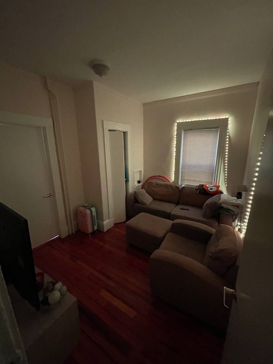 2 bed, 1 bath apartment for rent at 86 Prentiss St Unit 1, Watertown — photo 4 of 9
