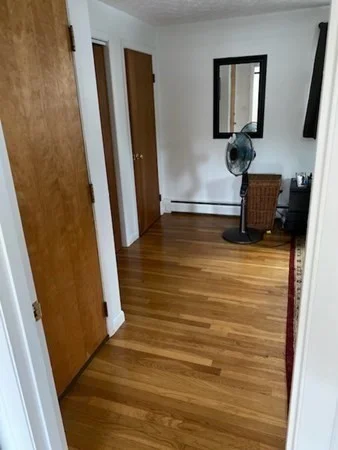 1 bed, 1 bath apartment for rent at 86 Quarry St Unit 2, Quincy — photo 3 of 5