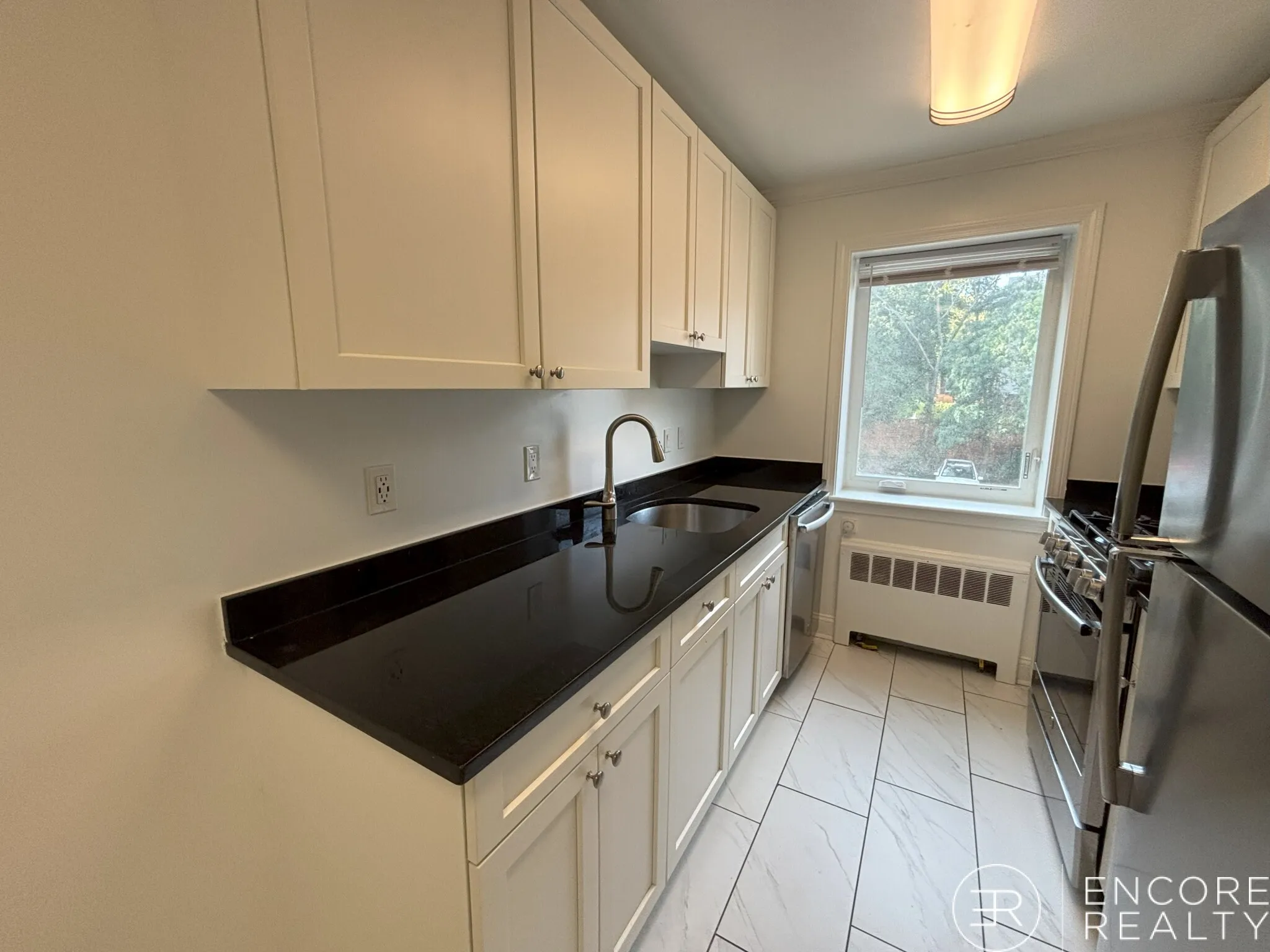 1 bed, 1 bath apartment for rent at 86 Saint Paul St Unit 3, Coolidge Corner — photo 3 of 19