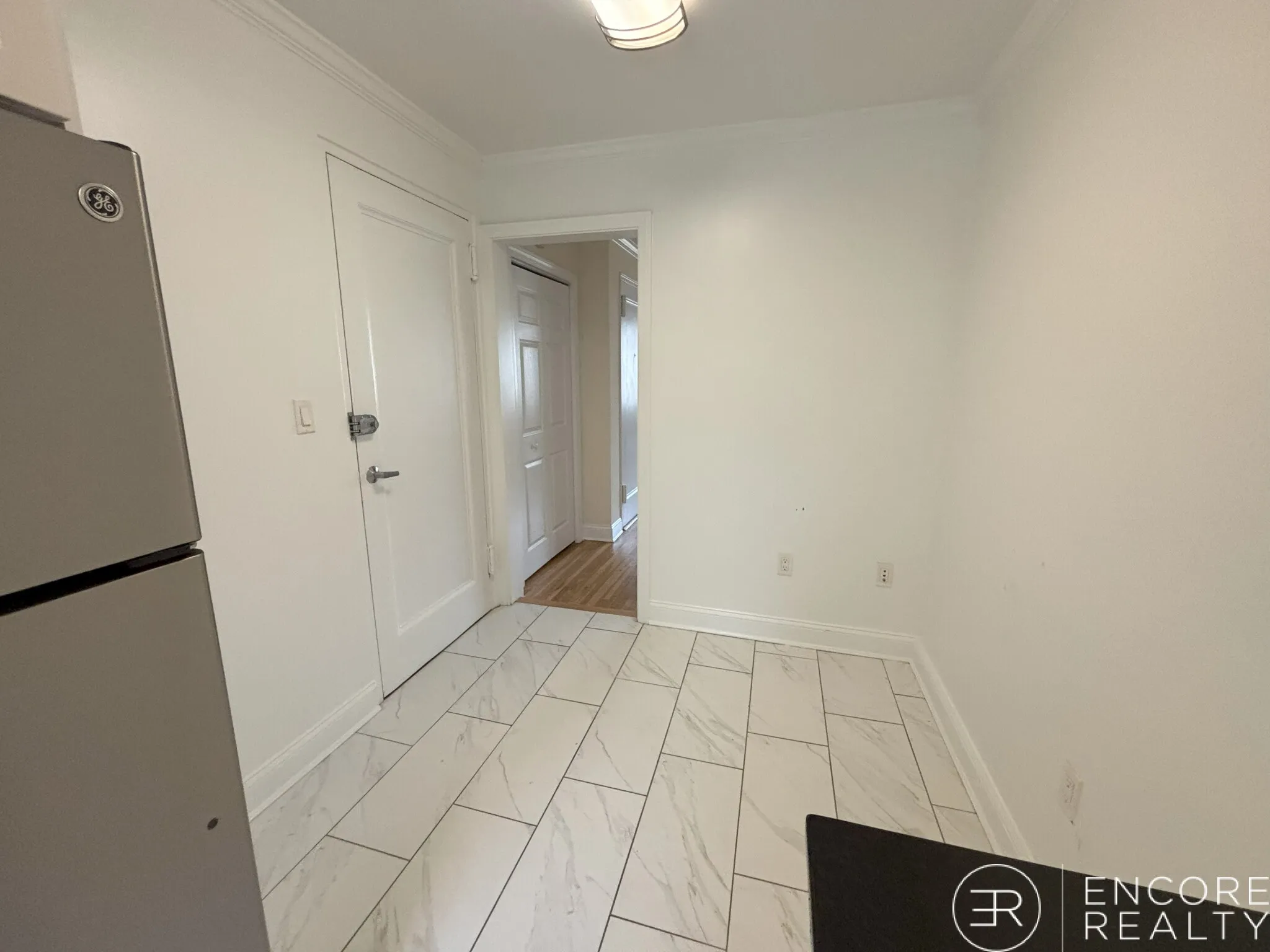 1 bed, 1 bath apartment for rent at 86 Saint Paul St Unit 3, Coolidge Corner — photo 5 of 19