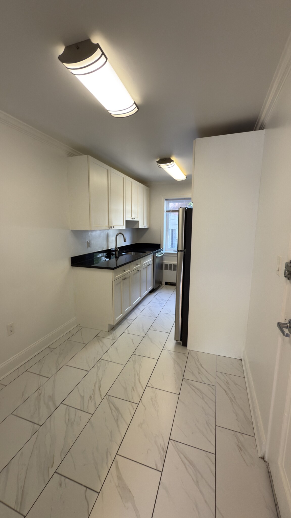 2 bed, 1 bath apartment for rent at 86 Saint Paul St Unit T12, Coolidge Corner — photo 3 of 15