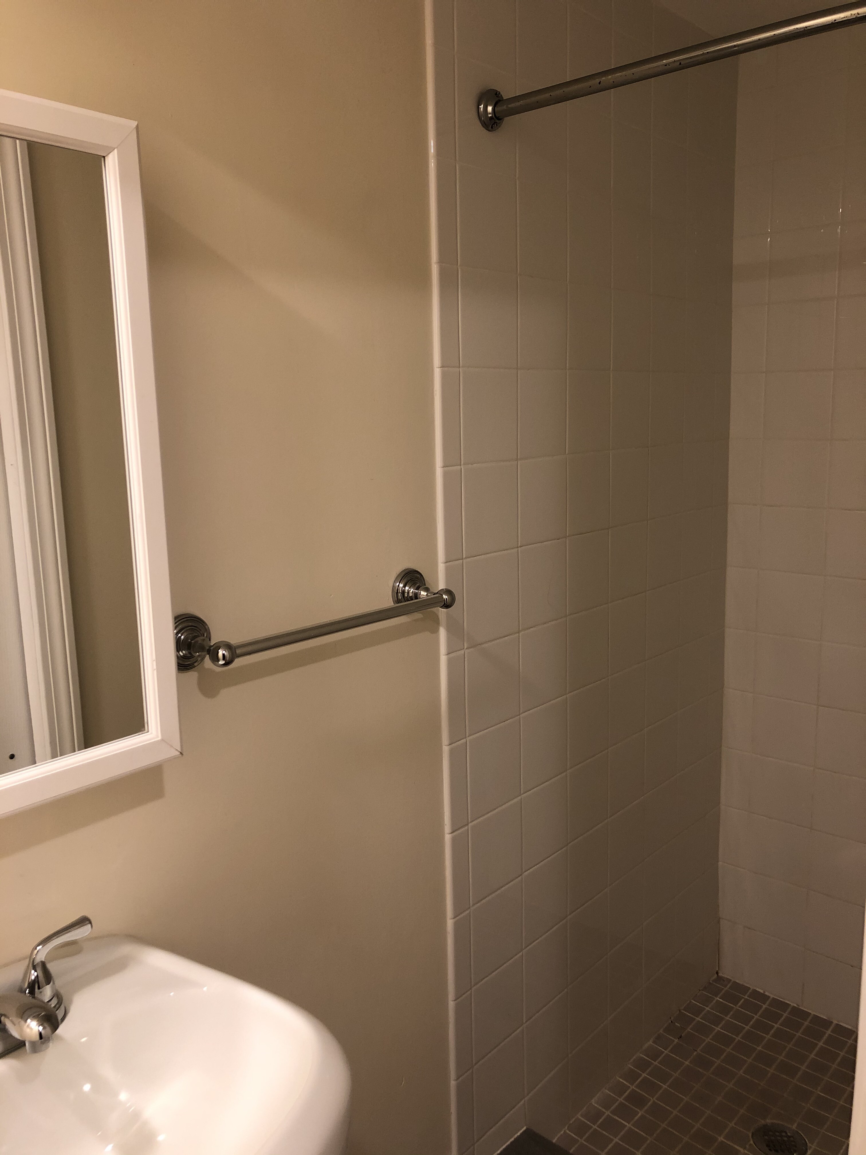 5 bed, 3.5 bath apartment for rent at 86 Saint Stephen St Unit 2, Fenway — photo 8 of 12
