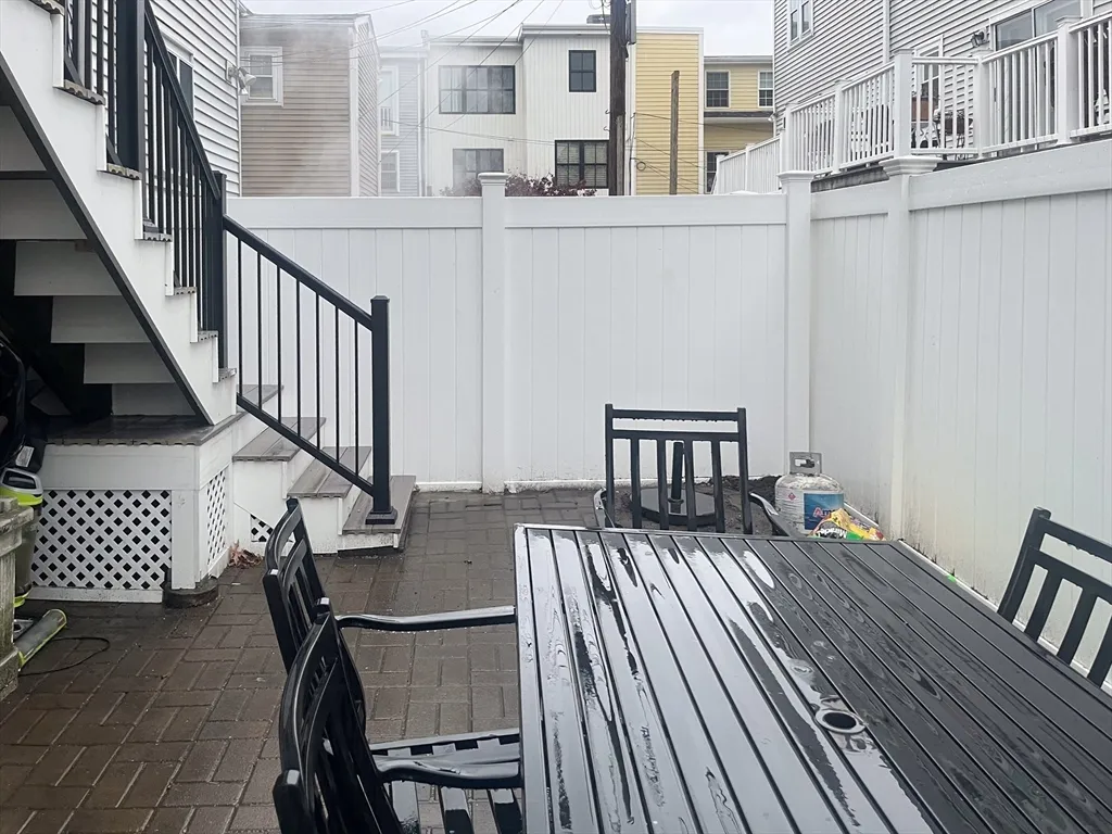 2 bed, 2 bath apartment for rent at 86 W 3rd St Unit 1, South Boston — photo 3 of 22