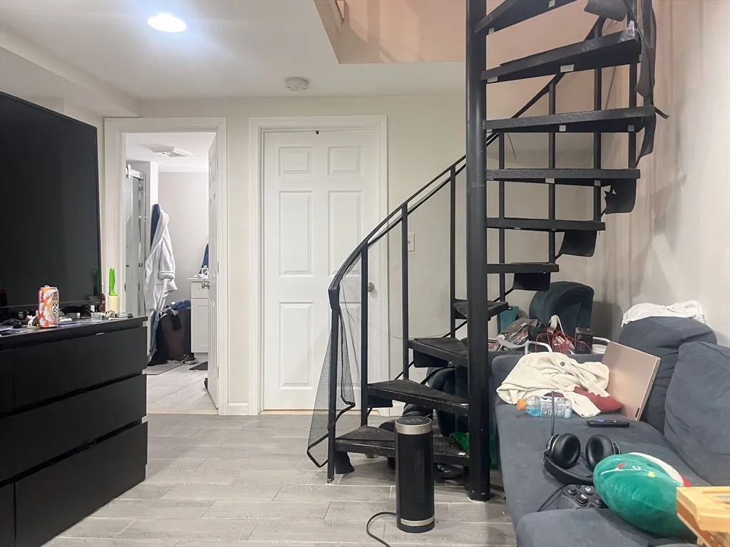 2 bed, 2 bath apartment for rent at 86 W 3rd St Unit 1, South Boston — photo 14 of 22