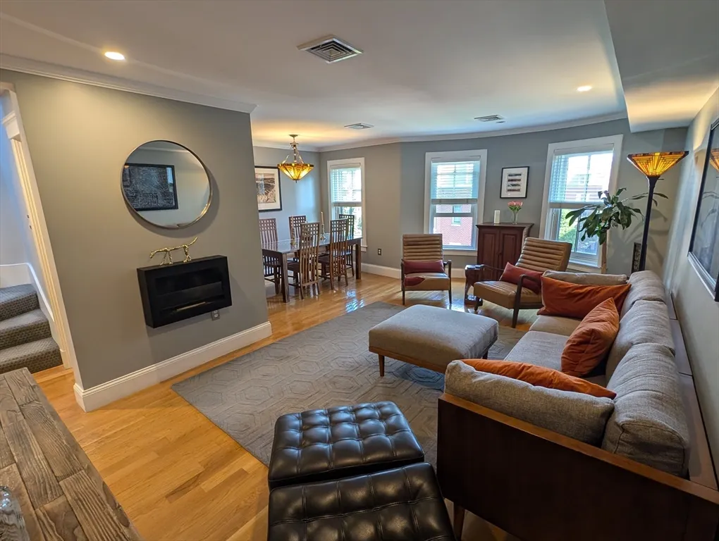 2 bed, 2 bath apartment for rent at 86 West Springfield Unit 3, South End — photo 4 of 39