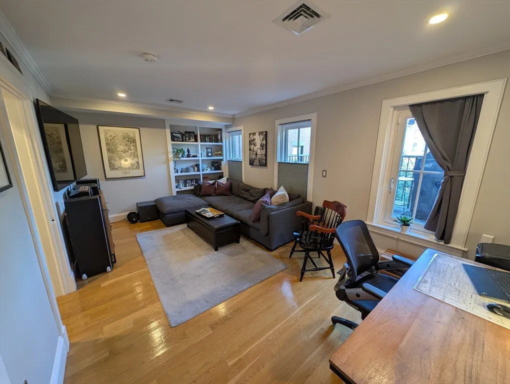 2 bed, 2 bath apartment for rent at 86 West Springfield Unit 3, South End — photo 15 of 39
