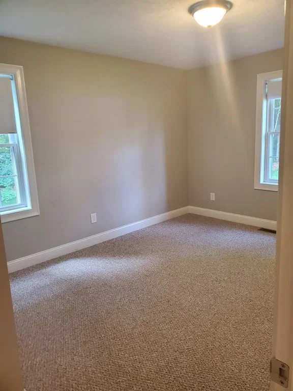 3 bed, 1 bath apartment for rent at 86 West St, Middleboro — photo 10 of 32