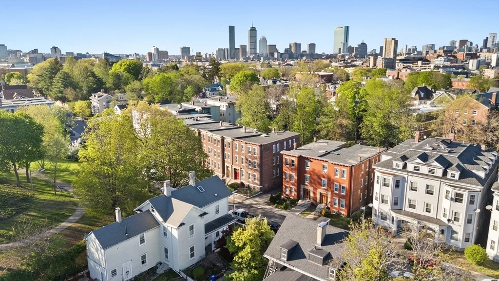 3 bed, 1 bath apartment for rent at 86 Winthrop St Unit 1, Roxbury — photo 40 of 41