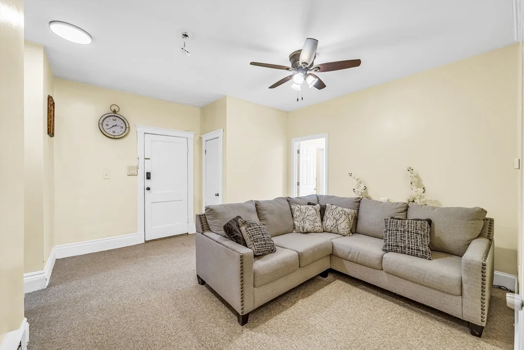 3 bed, 1 bath apartment for rent at 86 Winthrop St Unit 1, Roxbury — photo 17 of 41