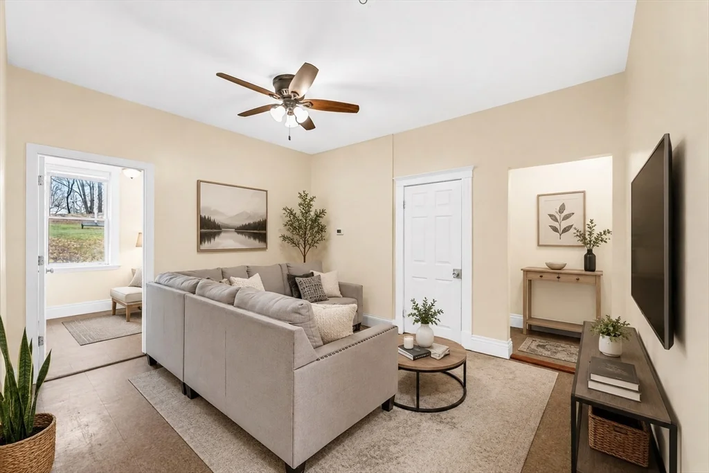 3 bed, 1 bath apartment for rent at 86 Winthrop St Unit 1, Roxbury — photo 16 of 41