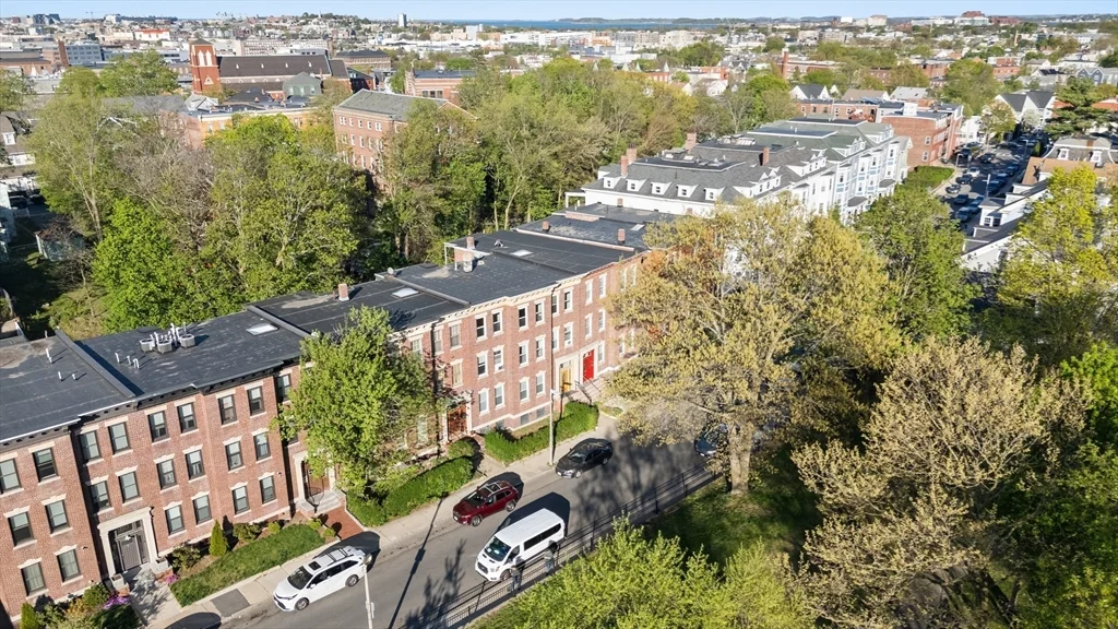 3 bed, 1 bath apartment for rent at 86 Winthrop St Unit 1, Roxbury — photo 37 of 41