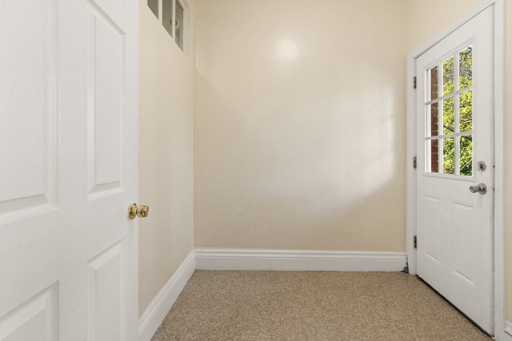 3 bed, 1 bath apartment for rent at 86 Winthrop St Unit 3, Roxbury — photo 18 of 33