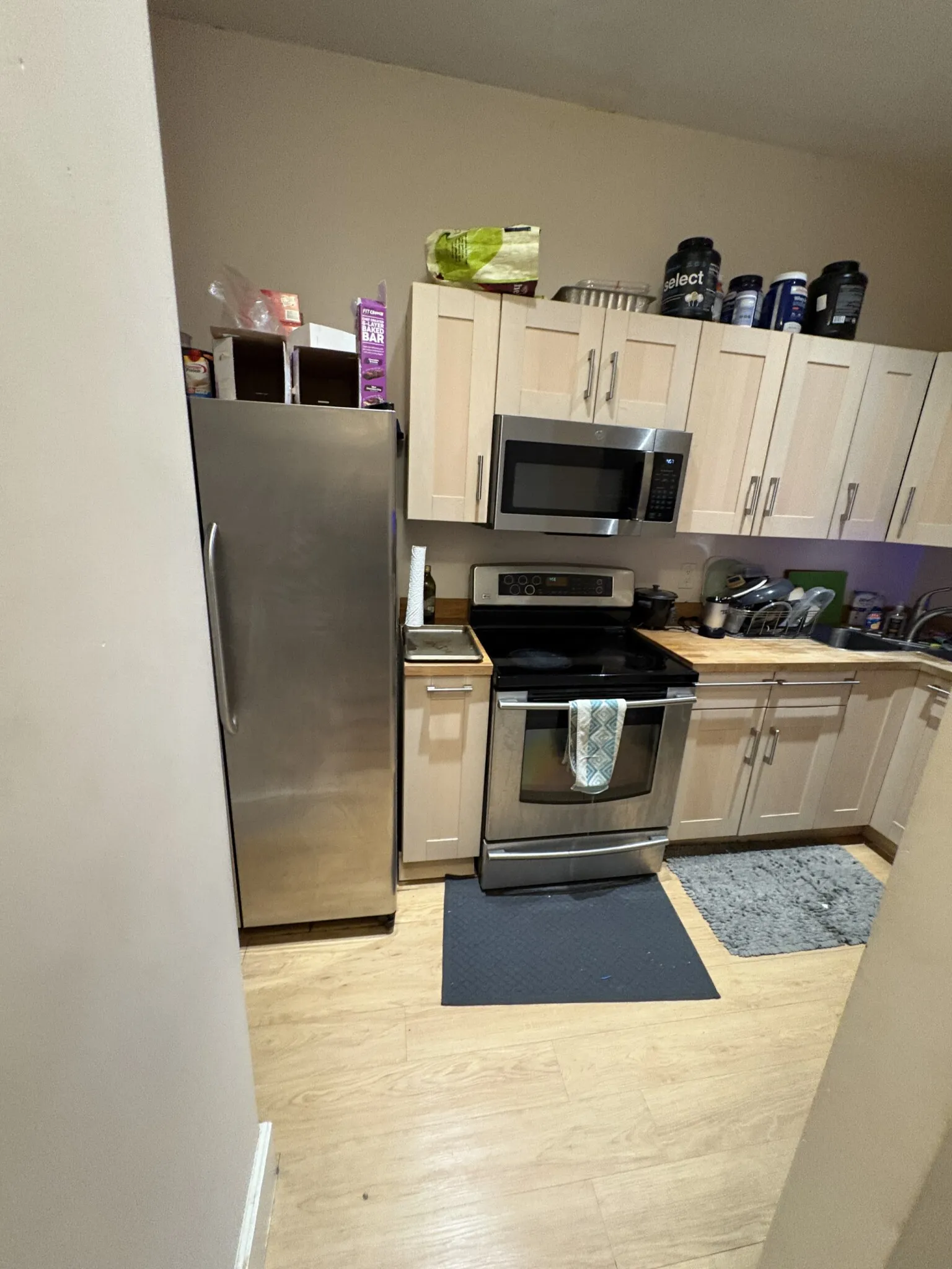 3 bed, 1 bath apartment for rent at 860 Huntington Ave Unit 1, Mission Hill — photo 5 of 25