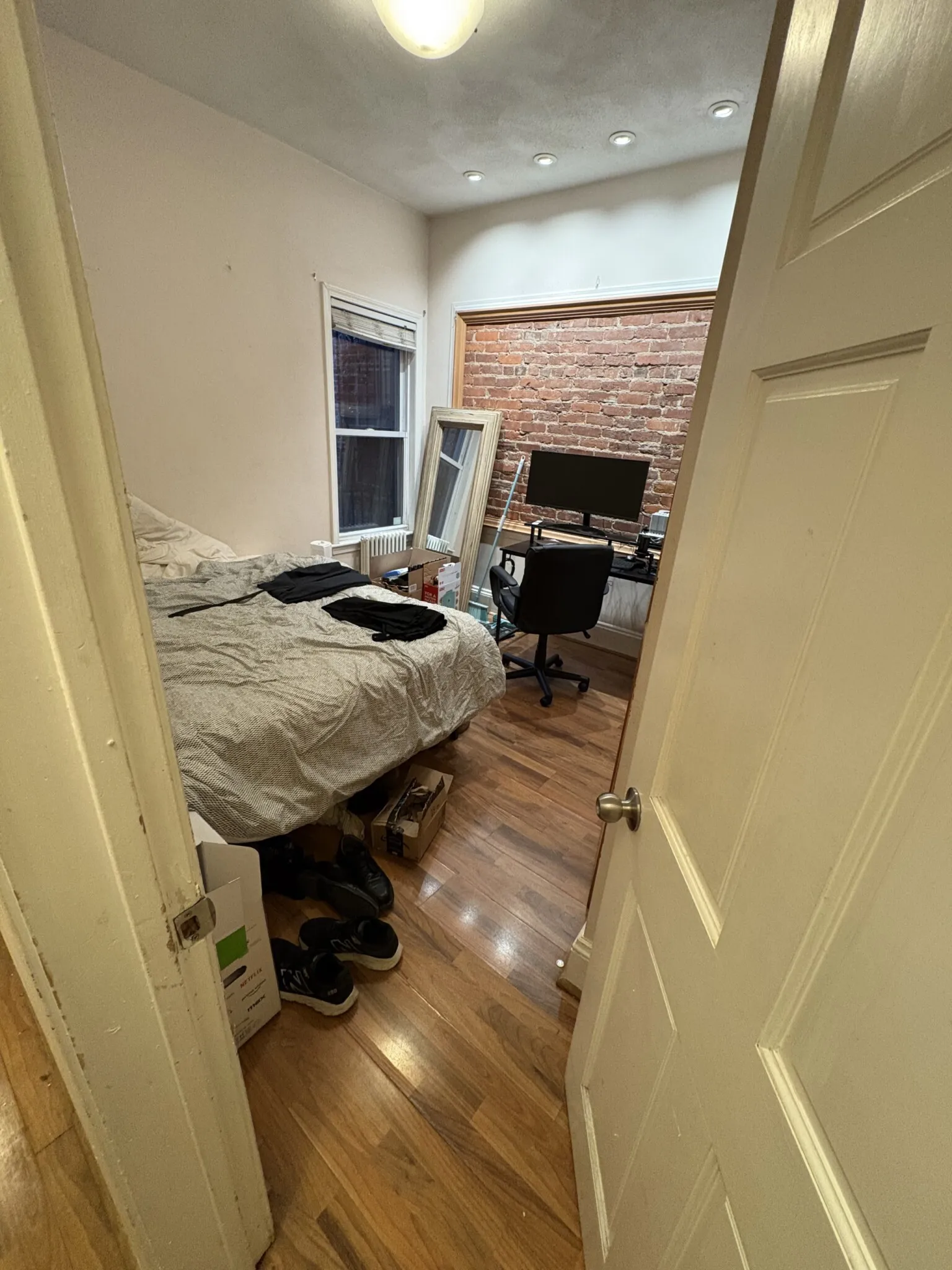 3 bed, 1 bath apartment for rent at 860 Huntington Ave Unit 1, Mission Hill — photo 13 of 25
