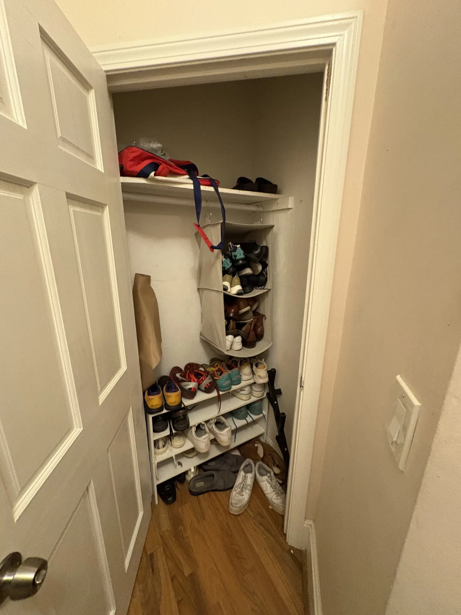 3 bed, 1 bath apartment for rent at 860 Huntington Ave Unit 1, Mission Hill — photo 17 of 25