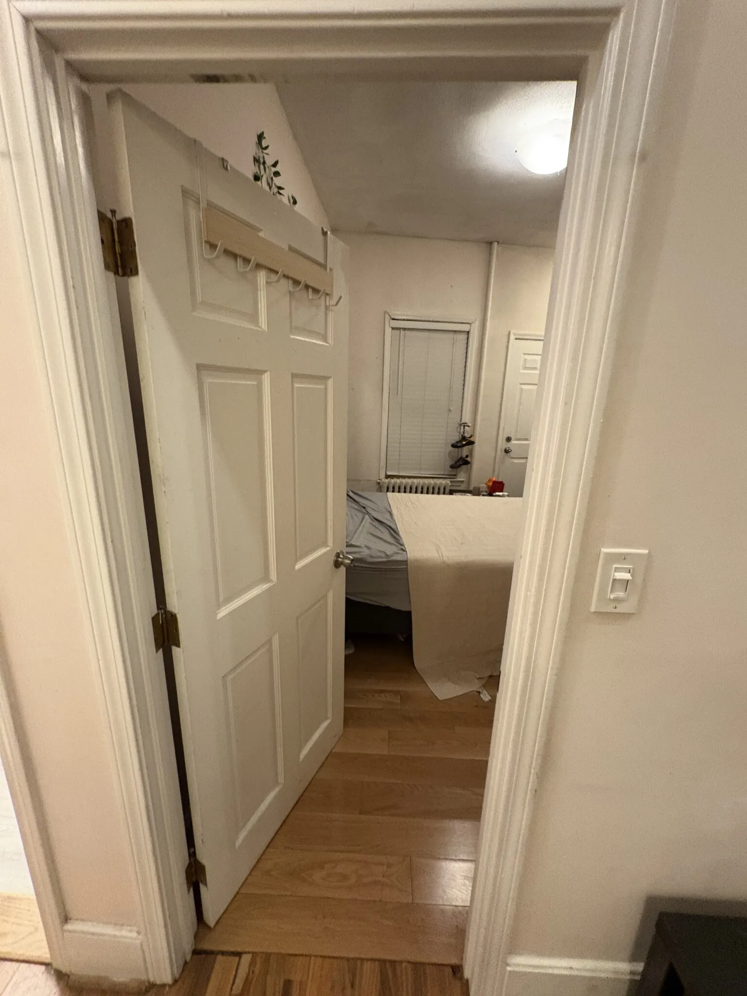 3 bed, 1 bath apartment for rent at 860 Huntington Ave Unit 1, Mission Hill — photo 4 of 25