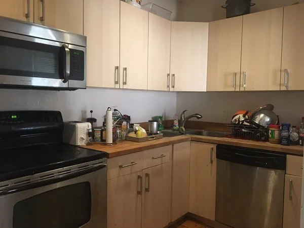 4 bed, 1 bath apartment for rent at 860 Huntington Ave Unit 3, Mission Hill — photo 3 of 9
