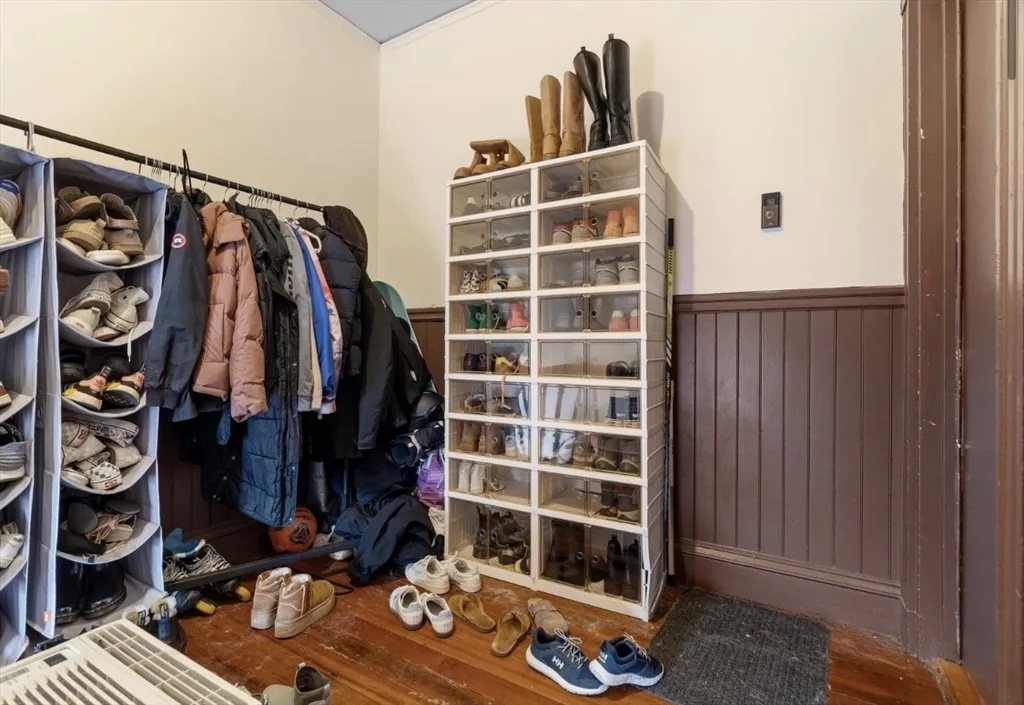 4 bed, 1 bath apartment for rent at 861 Dorchester Ave Unit 3, Dorchester — photo 14 of 14