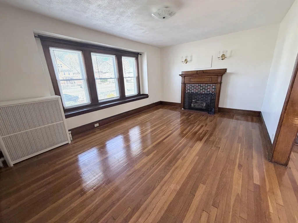 2 bed, 1 bath apartment for rent at 861 Fellsway Unit 1, Medford — photo 2 of 14