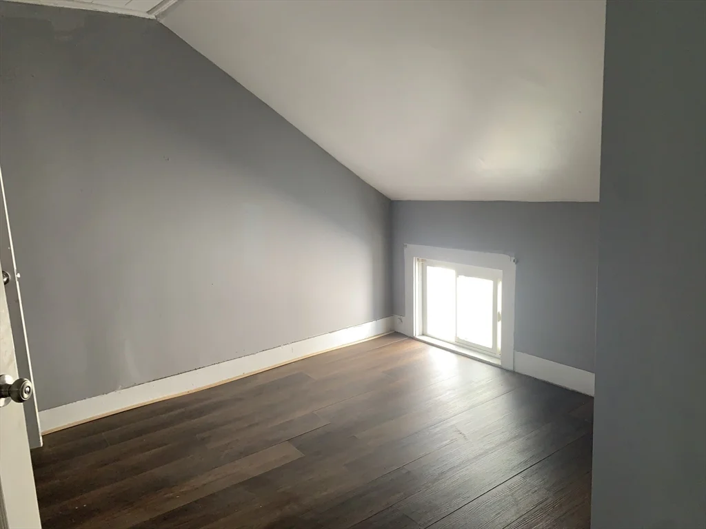 2 bed, 1 bath apartment for rent at 861 Locust St Unit 3, Fall River — photo 7 of 9