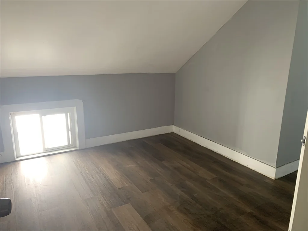 2 bed, 1 bath apartment for rent at 861 Locust St Unit 3, Fall River — photo 3 of 9