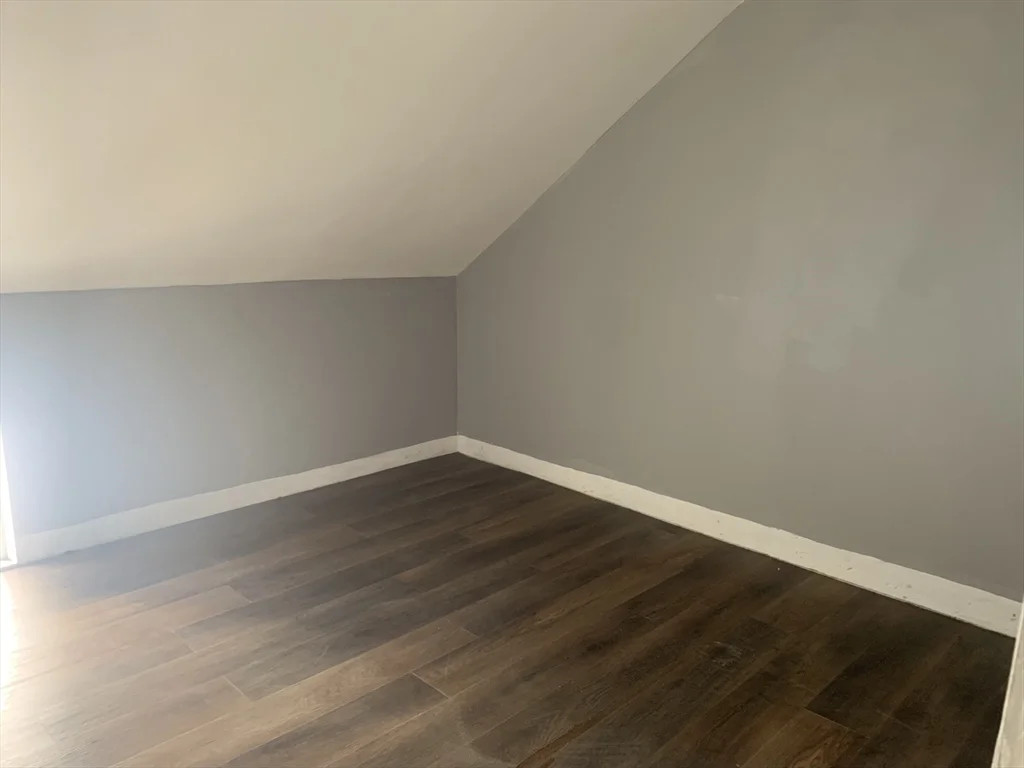 2 bed, 1 bath apartment for rent at 861 Locust St Unit 3, Fall River — photo 5 of 9