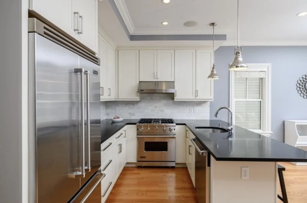2 bed, 2 bath apartment for rent at 862 E 2nd St Unit 4, South Boston