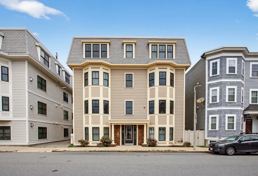 2 bed, 2 bath apartment for rent at 862 East 2nd St Unit 8, South Boston — photo 21 of 21