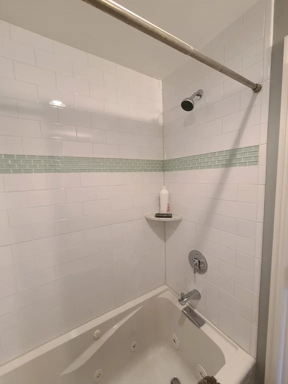 2 bed, 2 bath apartment for rent at 862 East 2nd Unit 6, South Boston — photo 9 of 14