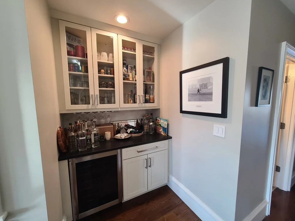 2 bed, 2 bath apartment for rent at 862 East 2nd Unit 6, South Boston — photo 11 of 14