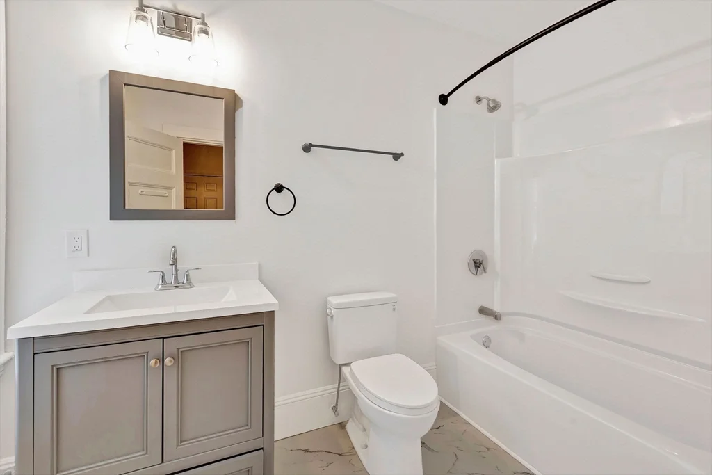 3 bed, 2 bath apartment for rent at 864 Huntington Ave Unit 1, Coolidge Corner — photo 7 of 17