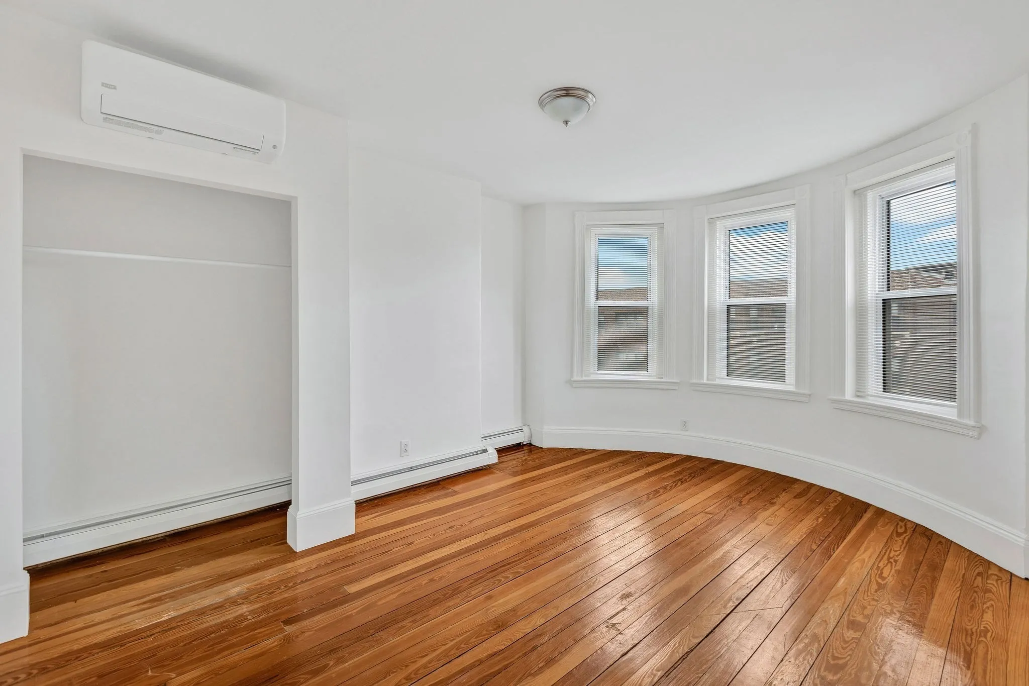 3 bed, 2 bath apartment for rent at 864 Huntington Unit 1, Coolidge Corner — photo 20 of 20