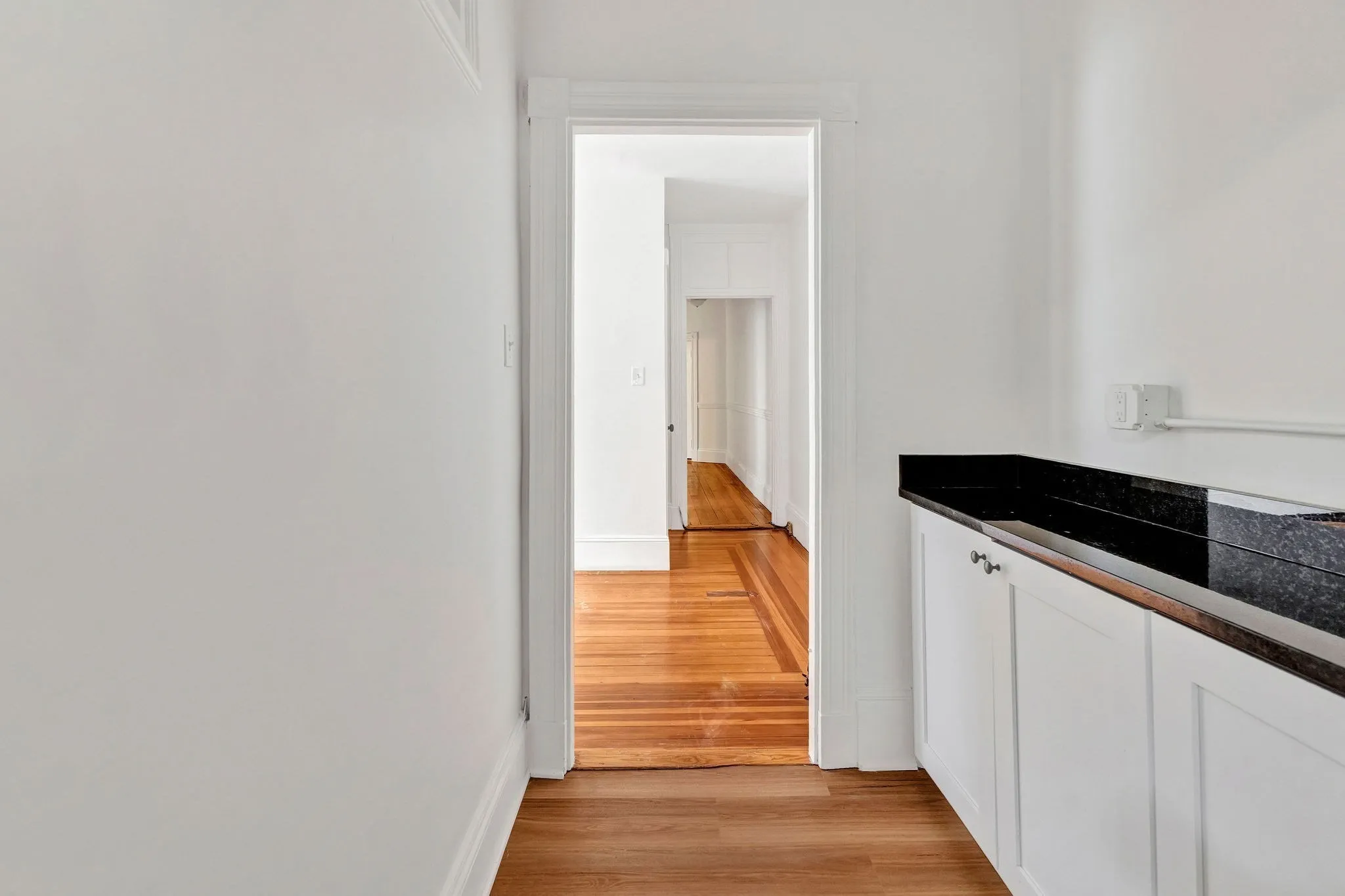 3 bed, 2 bath apartment for rent at 864 Huntington Unit 1, Coolidge Corner — photo 8 of 20