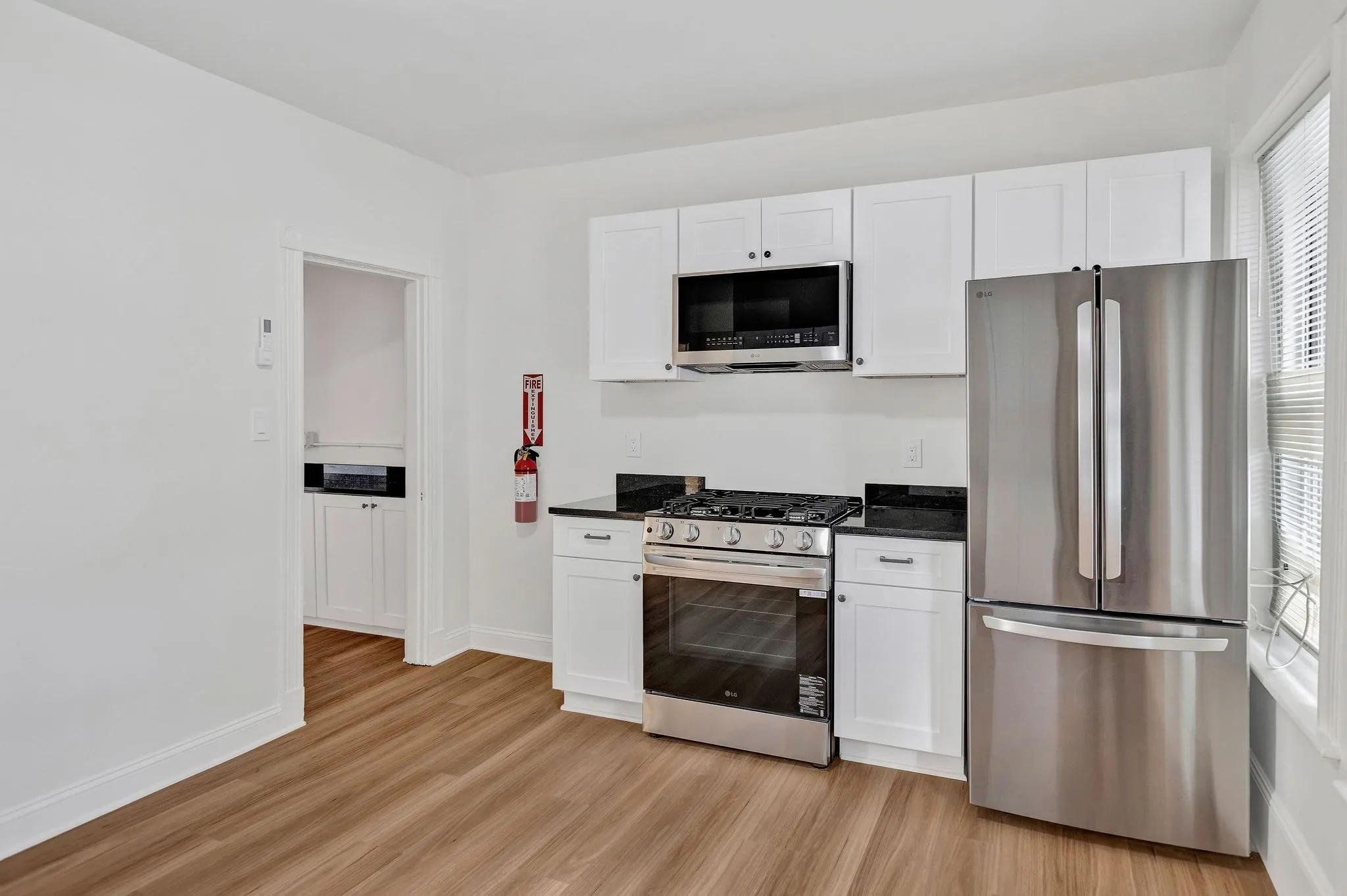 3 bed, 2 bath apartment for rent at 864 Huntington Unit 1, Coolidge Corner — photo 4 of 20