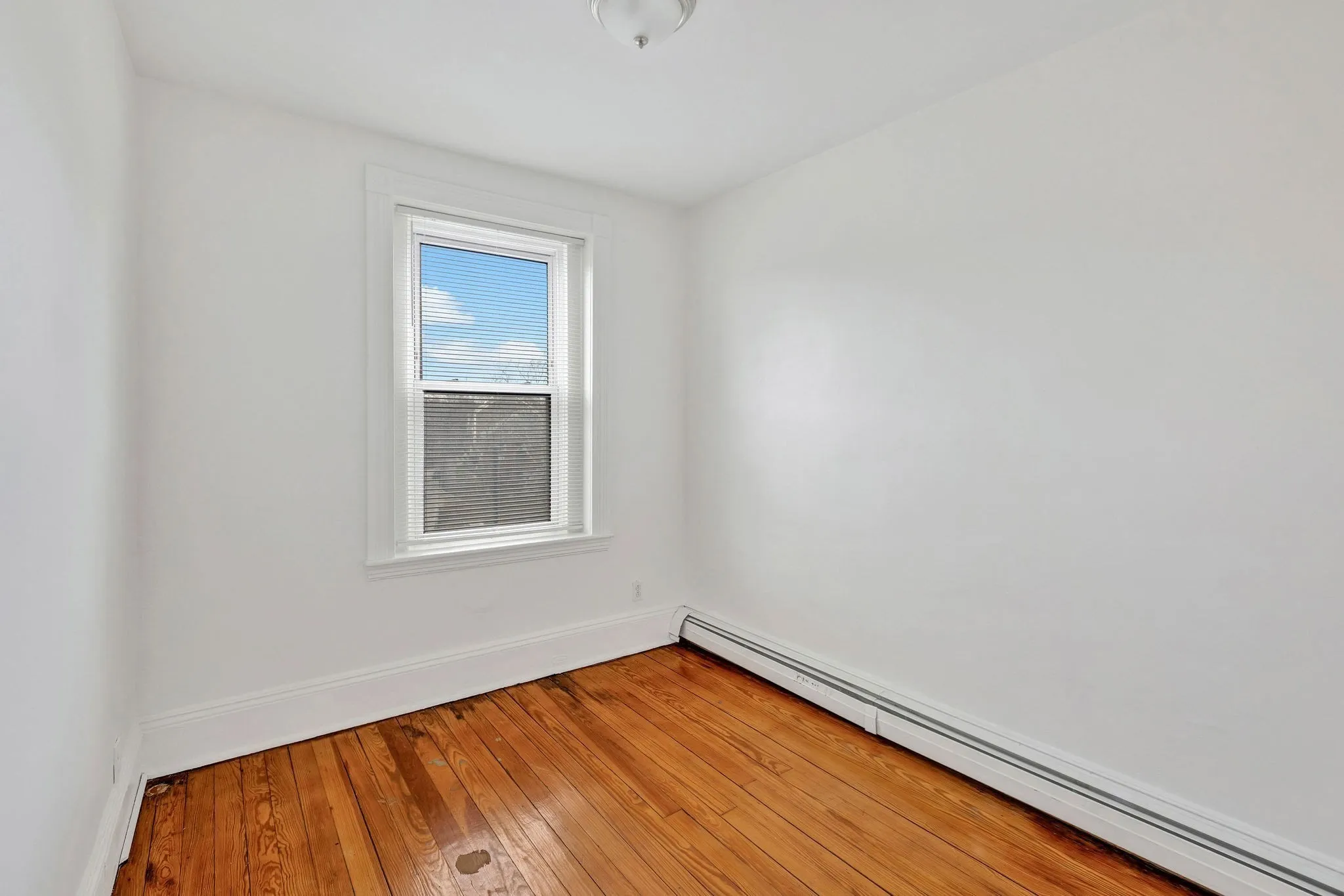 3 bed, 2 bath apartment for rent at 864 Huntington Unit 1, Coolidge Corner — photo 17 of 20