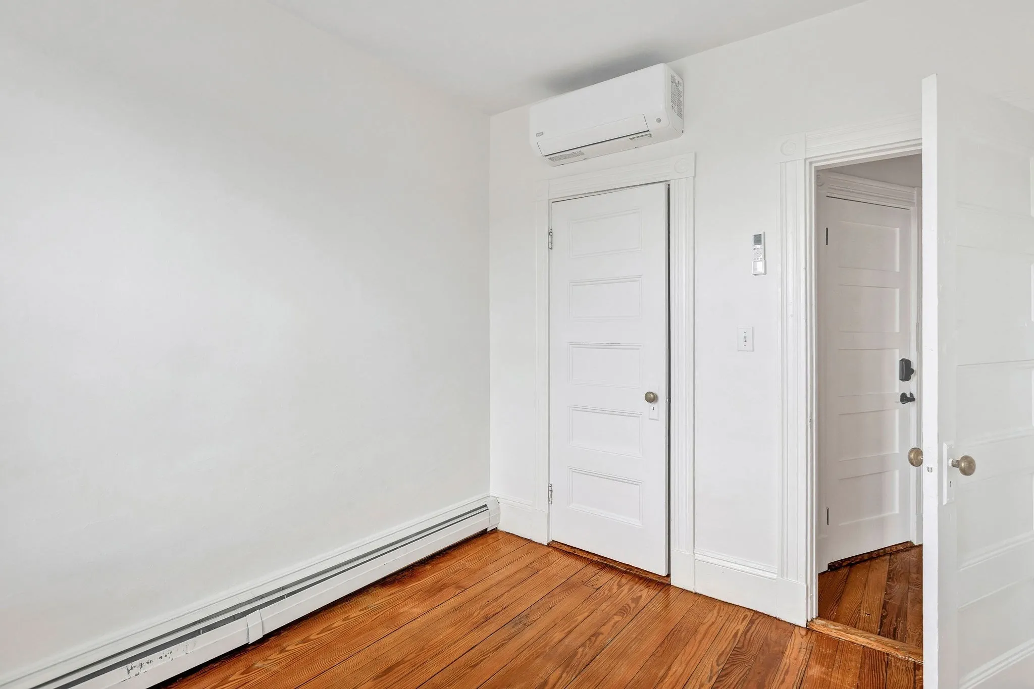 3 bed, 2 bath apartment for rent at 864 Huntington Unit 1, Coolidge Corner — photo 18 of 20