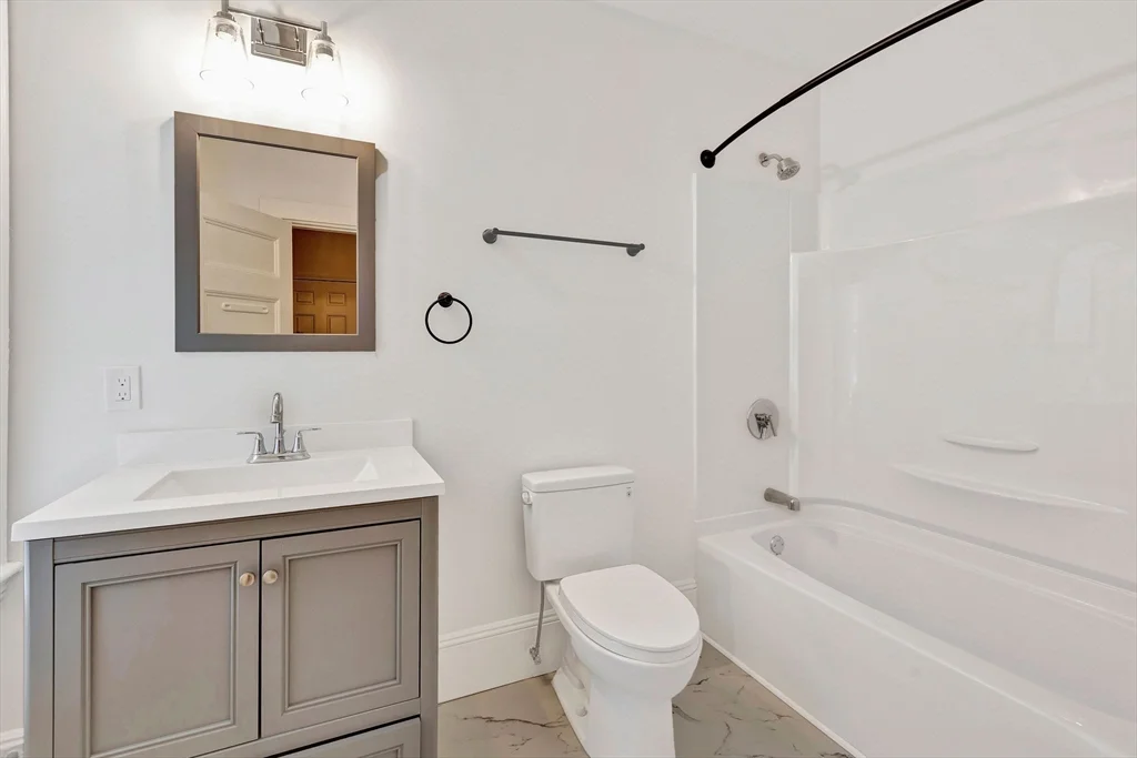 4 bed, 2 bath apartment for rent at 864 Huntington Unit 2, Mission Hill — photo 11 of 19